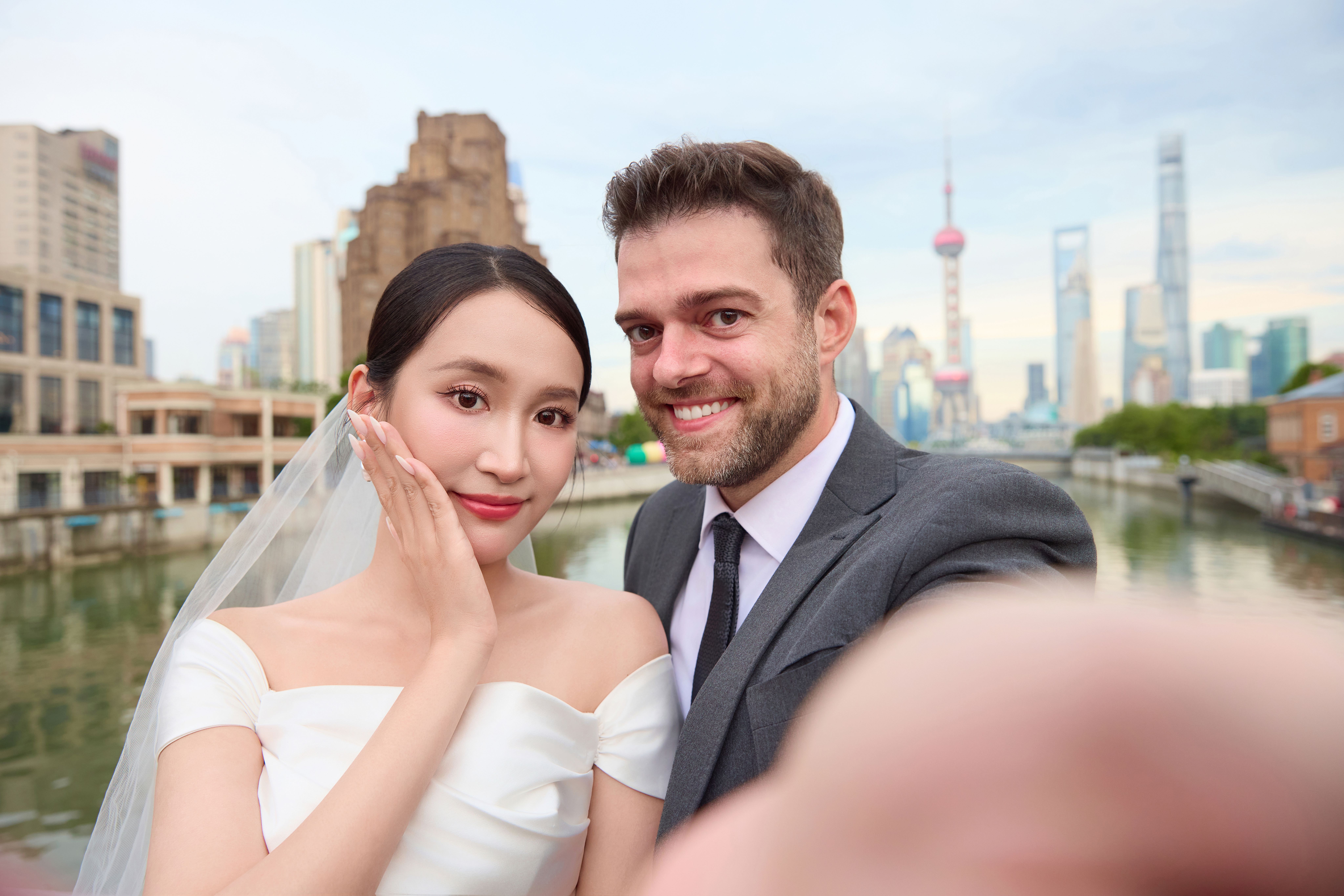 Delphine and Hendrik smiling